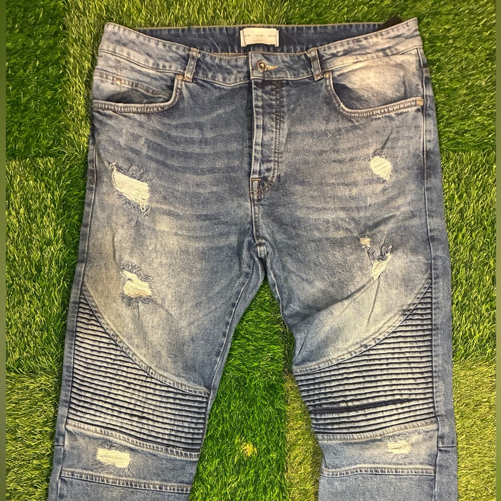 Zara Men's Blue Distressed Skinny Moto Jeans from NY